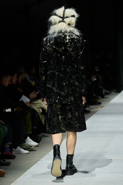 Look 104